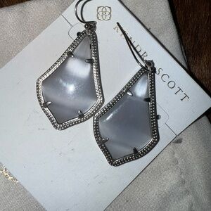 Kendra Scott grey and Silver Alex Earrings